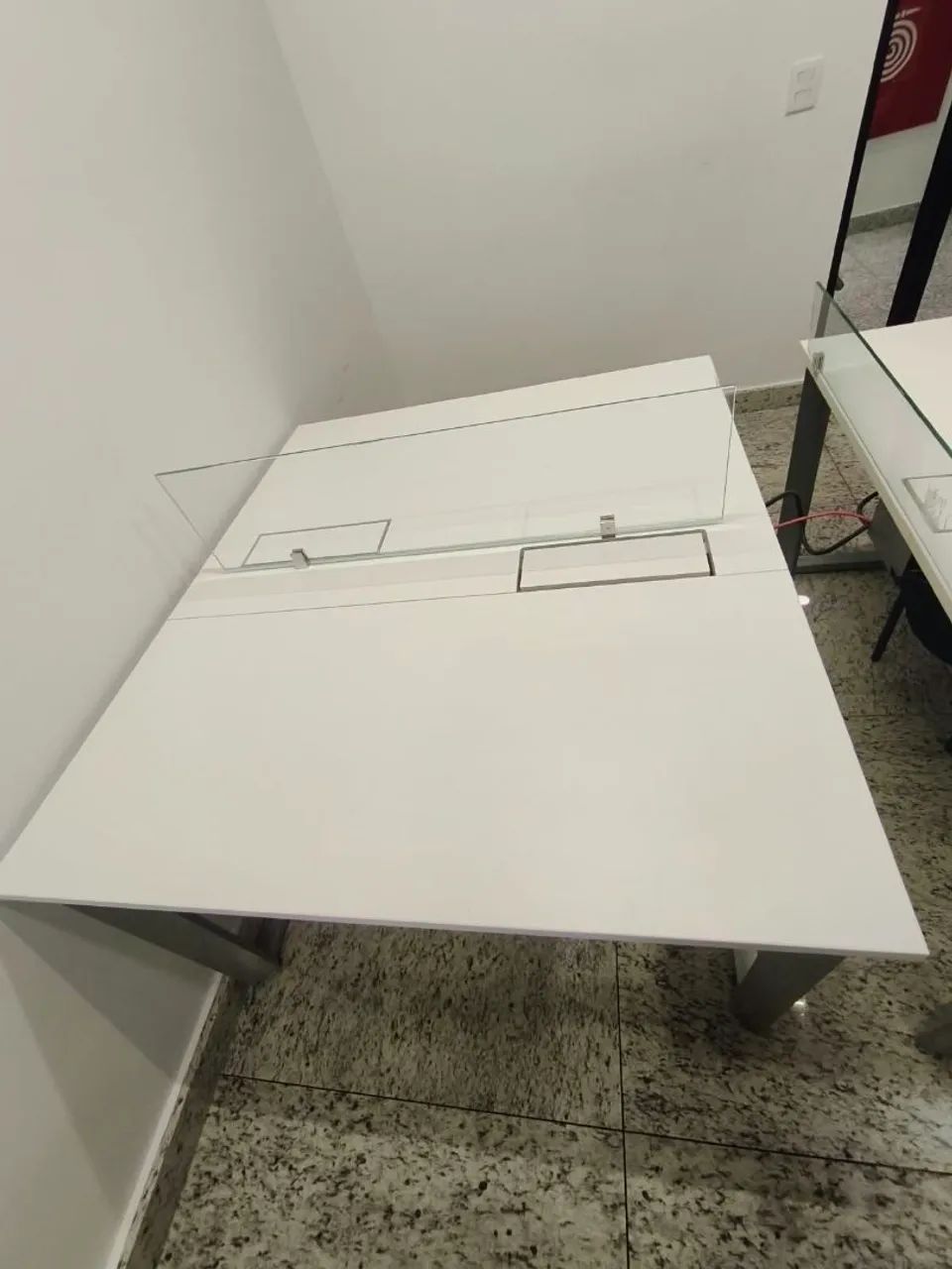 Mesa de escritório - plataforma dom duas posições