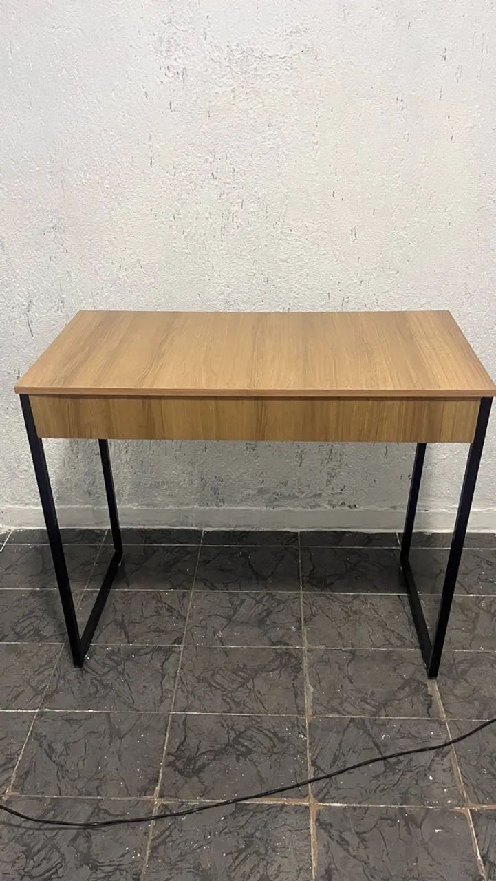 Mesa de Escritório 
