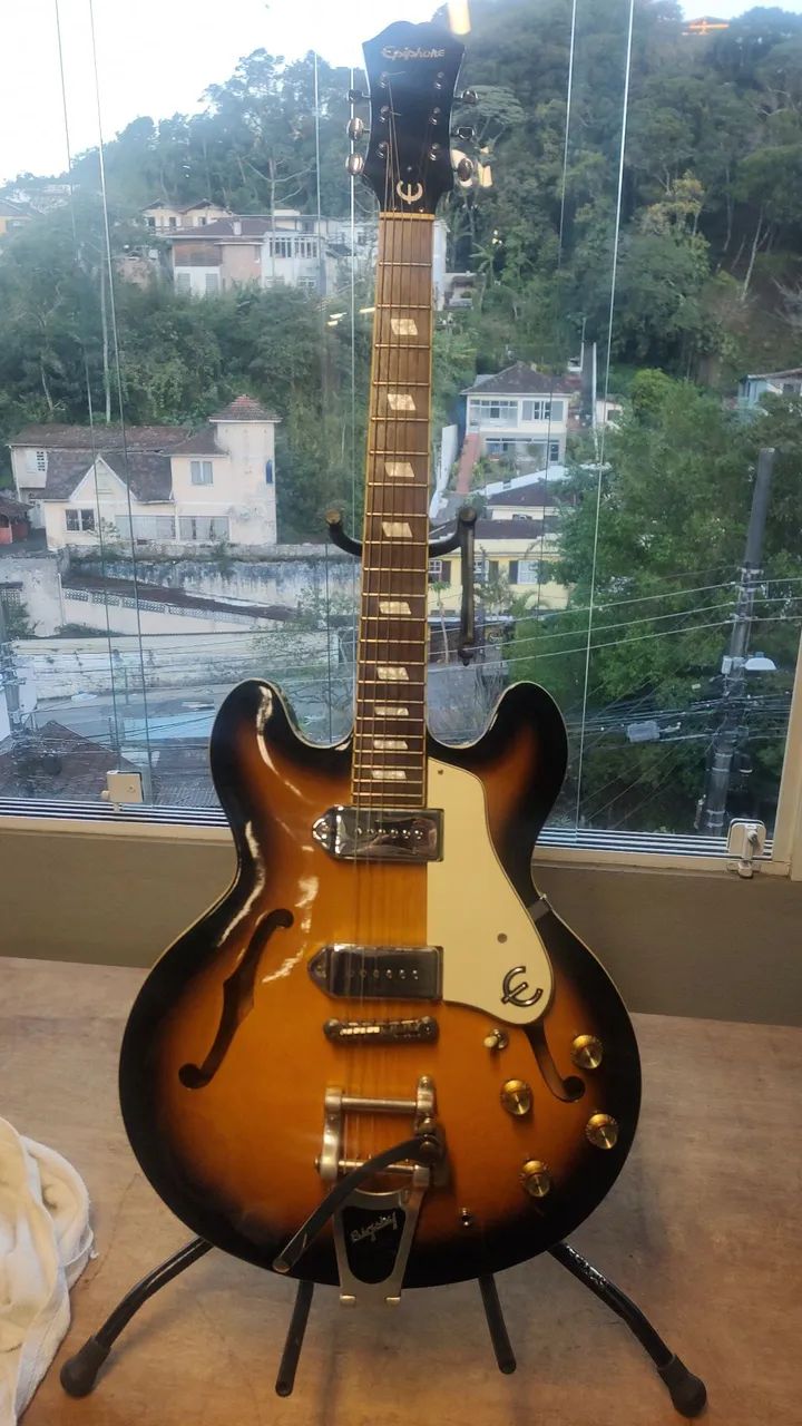 Epiphone Casino + Bigsby + Case  - Foto 2