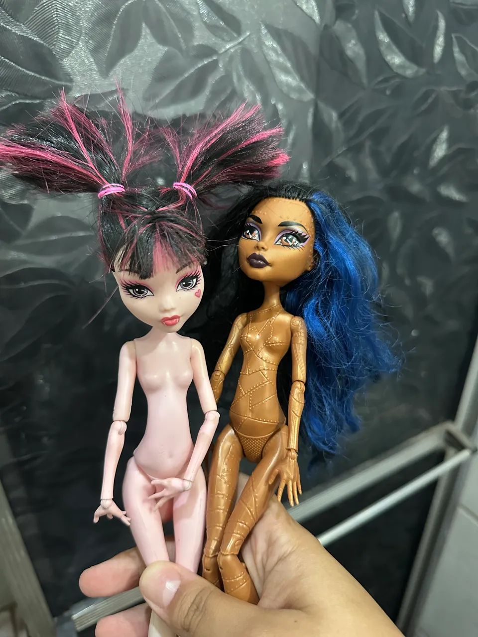 Monster high draculaura ( 1 boneca  