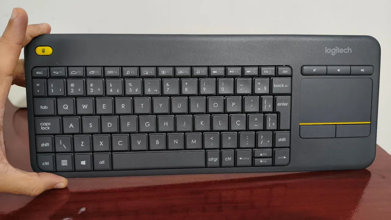 Teclado sem fio Logitech K400 Plus - Foto 2
