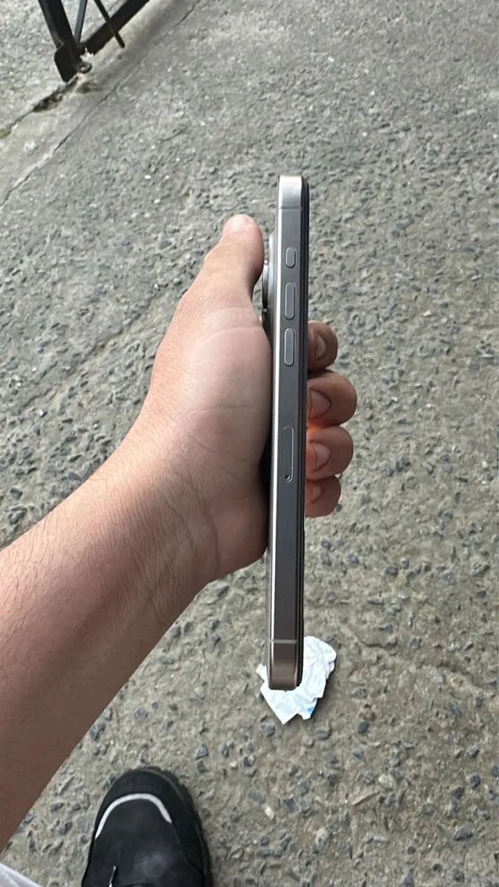 Vendo ou troco iPhone 15 pro Max  - Foto 4