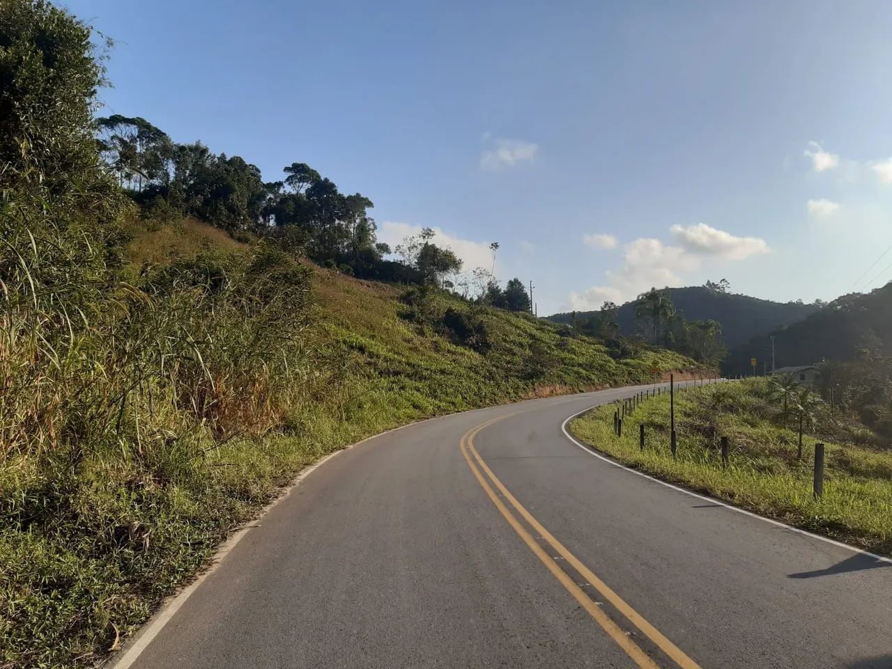 VENDE-SE TERRENO 