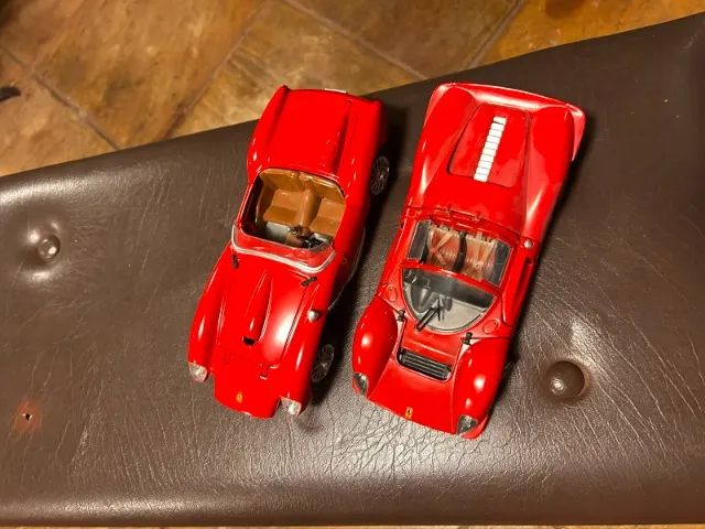 Miniaturas de Carros - Foto 3