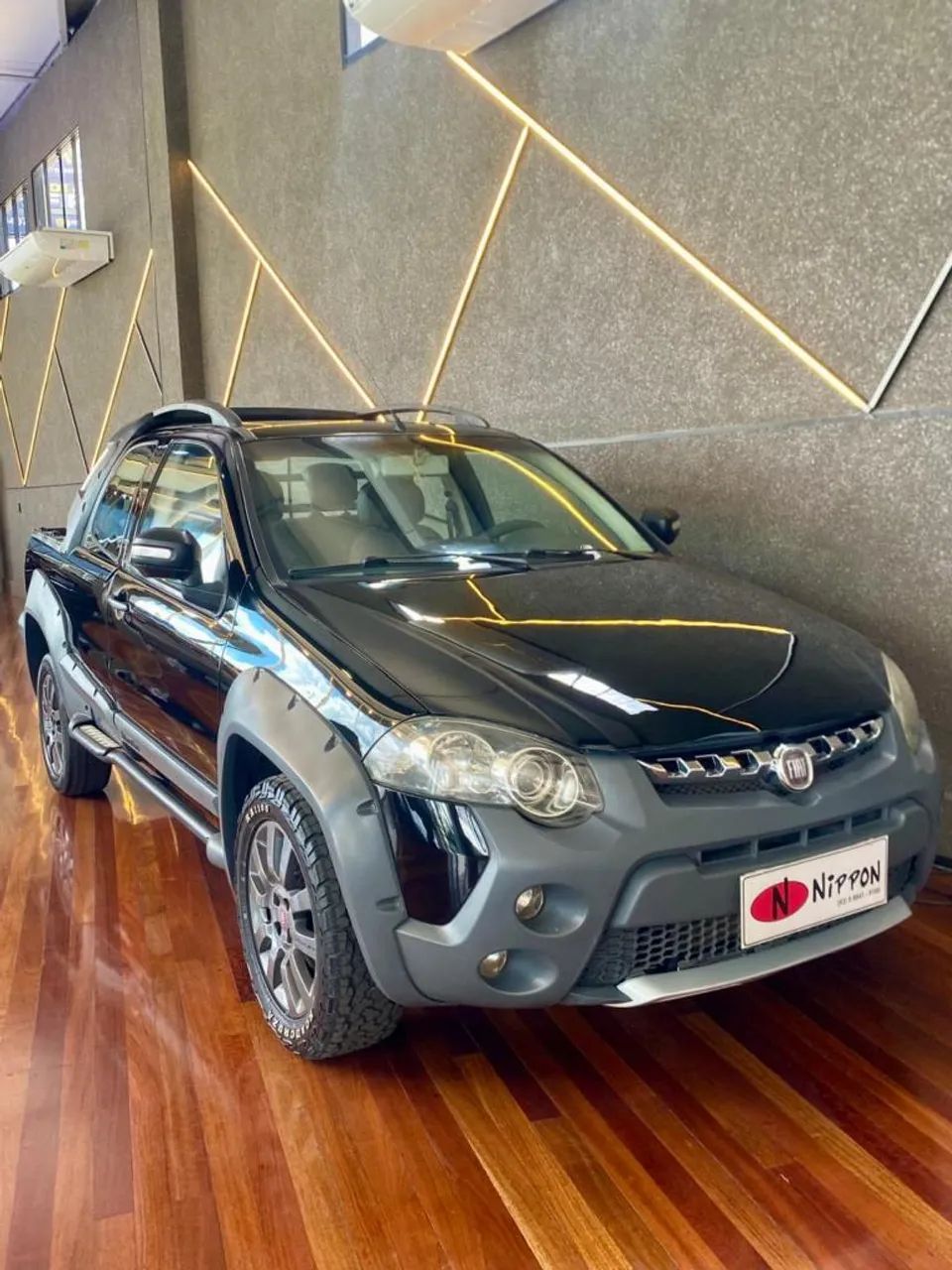 Fiat Strada Adventure1.8/ 1.8 Locker Flex CD 2013 - Foto 2