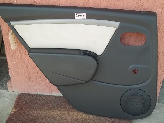Forro De Porta Traseiro Esquerdo Renault Sandero