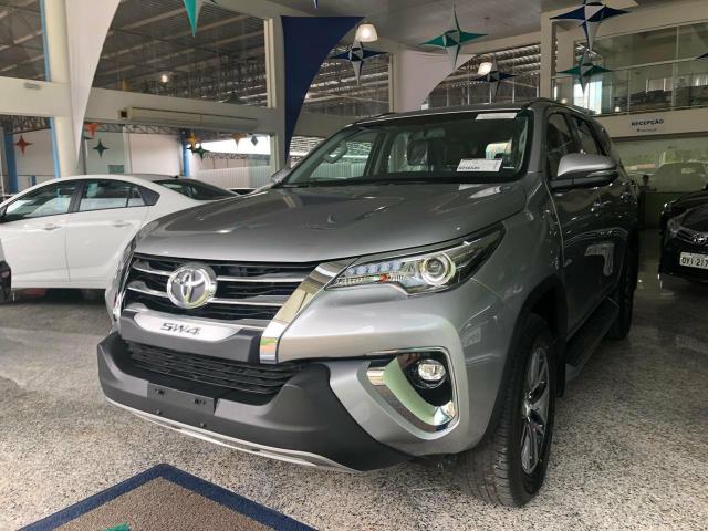SW4 SRX 4x4 2.8 tdi diesel 2019/19 7 Lug por 245.000,00