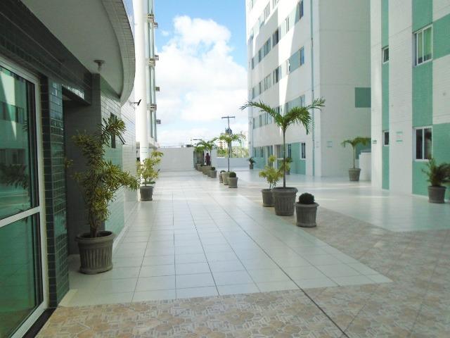 Apartamento no Catolé, c/ varanda ,próximo ao colégio motiva, projetado, posição nascente - Foto 4