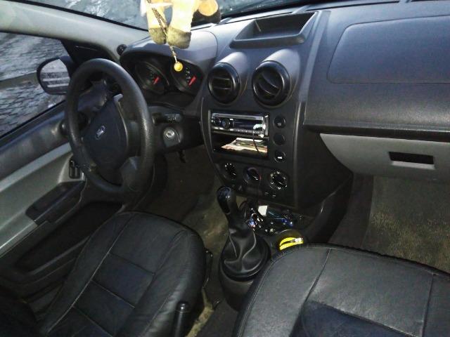 Ford Fiesta 2009 - Foto 12