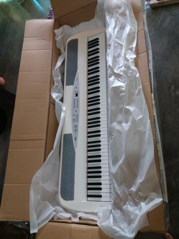 Piano Digital Korg SP280 - Foto 2