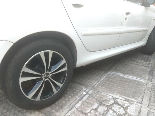 Peugeot 207 Hatch 1.4 HB - Foto 4