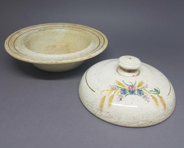 Manteigueira de Porcelana - ANTIGUIDADE - Foto 3