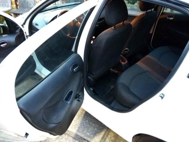 Peugeot 207 Hatch 1.4 HB