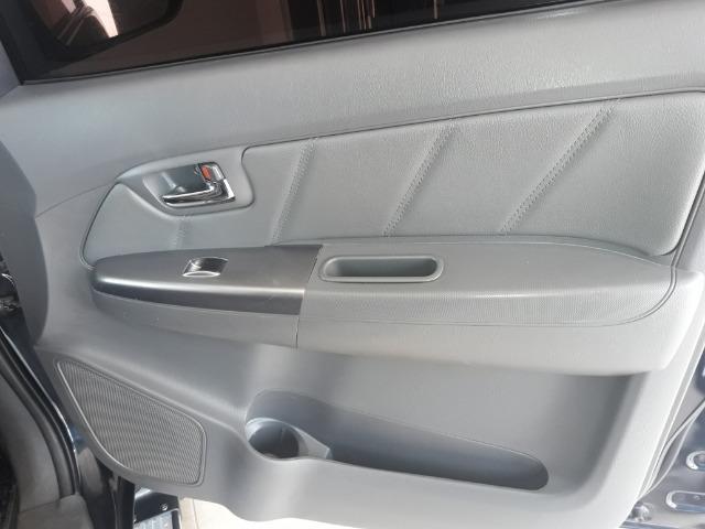 Hilux srv 4x4 flex automática ano 2014 - Foto 5