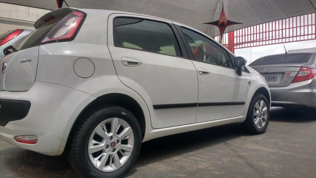 Punto Attractive Italia Completo 1.4 Flex 4 Portas Branco - Foto 13