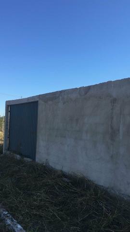 Agio de terreno murado 392m2