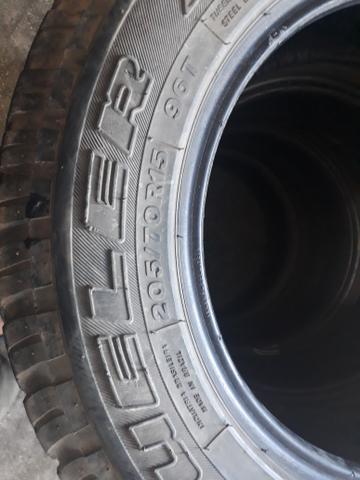 Jogo de pneus 205 70 15 Bridgestone - Foto 2