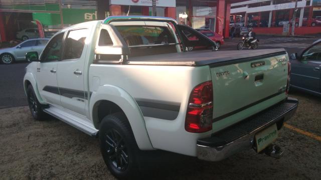 Toyota Hilux SRV D4D Limited 3.0 Branco - Foto 4