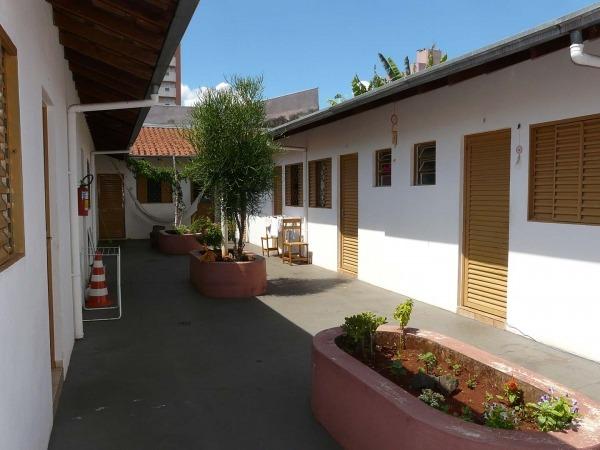 Quitinete - Jd. Higienópolis