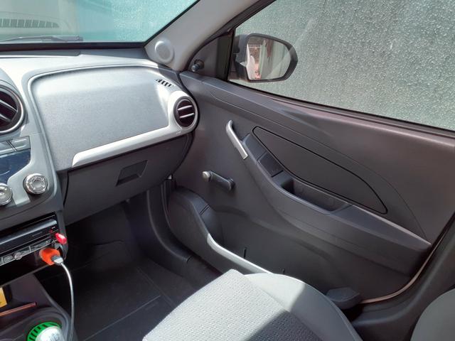 Montana 2017 semi nova 67500 mil km R$ 30.900,00 - Foto 6