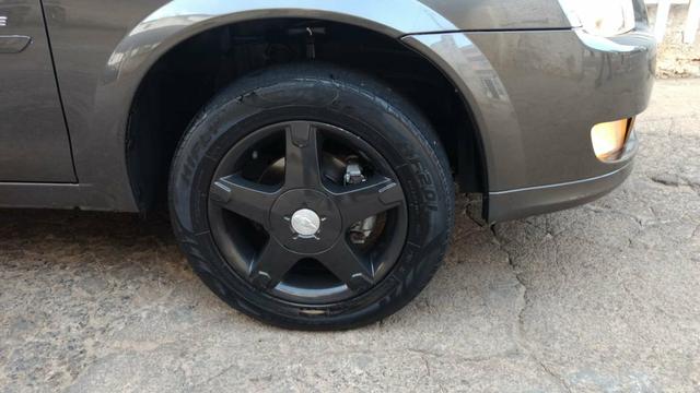 Corsa sedã 14/15 - Foto 17