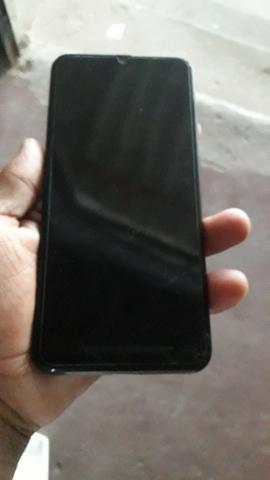 Vendo ou troco aceito proposta ta trincado mais nao enterfere em nda do uso - Foto 3