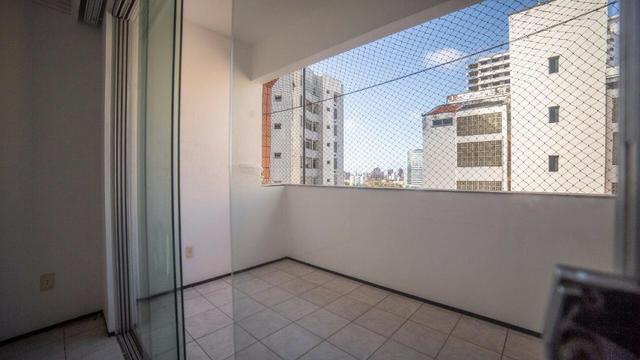 Vende-se Apartamento no Bairro Cocó Próximo Center Box - Foto 10