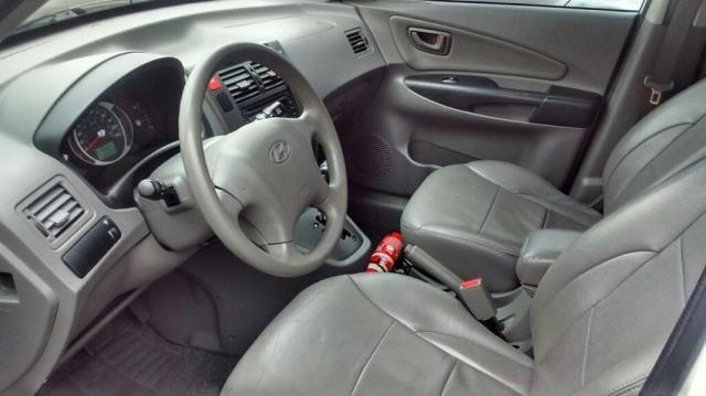 HYUNDAI TUCSON GLS 4X2 2.0 16V AT FLEX Branco 2014/2015 - Foto 16