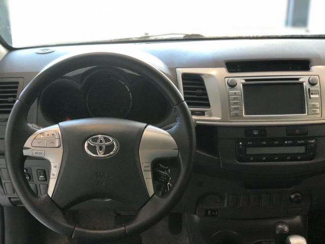 Toyota Hilux SRV 3.0 4x4 Diesel AUT. 2013 - Foto 6