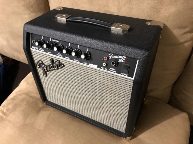 Amplificador fender frontman 15G - Foto 2