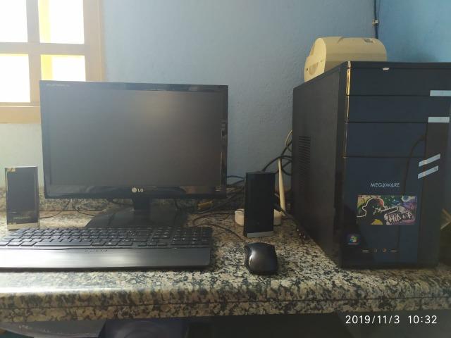 Computador Megaware