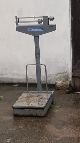 Balança até 300kg