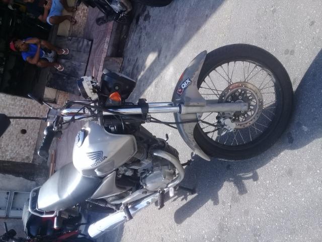 Titan 150 - Foto 14