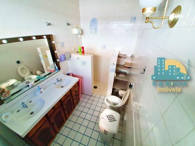 Casa com 4 quartos amplos e uma linda piscina - Duplex com 260m² - 3 vagas - Foto 5