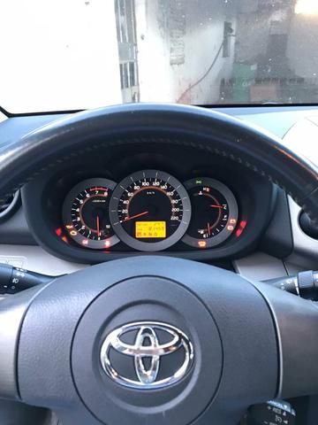 Toyota RAV4 2010 Aut. placa PY - Foto 2