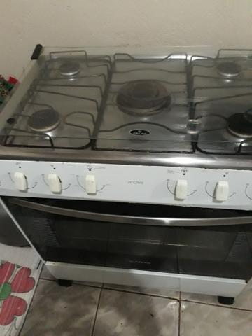 Vendo fogao automático de 5 bocas - Foto 2