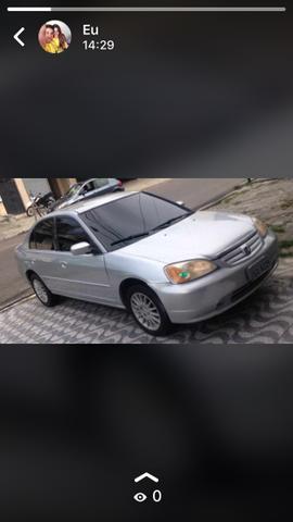 Honda civic ano 2003 em dias - Foto 4