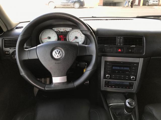 VOLKSWAGEN GOLF 2011/2012 1.6 MI SPORTLINE LIMITED EDITION 8V FLEX 4P MANUAL - Foto 11