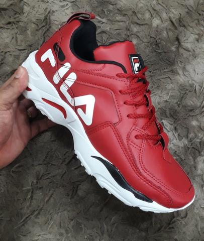 Tênis fila top ( 130 reais com entrega )