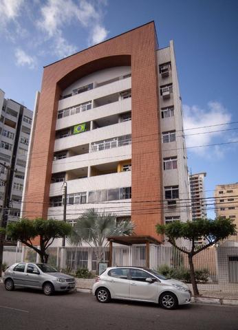 Vende-se Apartamento no Bairro Cocó Próximo Center Box - Foto 3