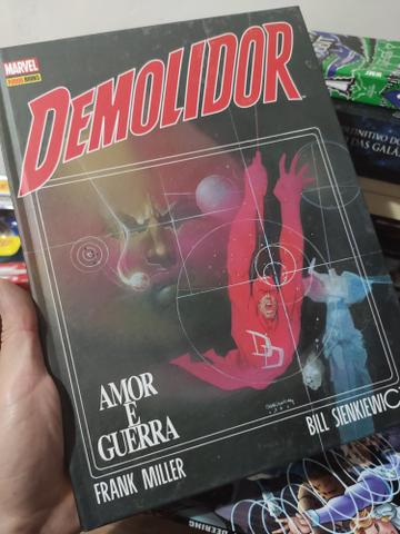 Hq - demolidor - amor e guerra