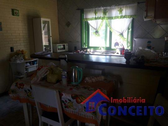 C12 - Linda residência a 400 metros do mar - Foto 9