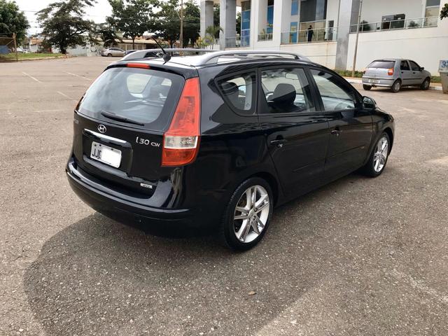 Hyundai i30 CW completa manual aceito trocas de maior e menor valor - Foto 6