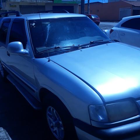 Vendo blazer 99 diesel - Foto 2