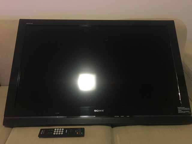 Tv 40 polegadas Sony Bravia KLV 40S510A com defeito