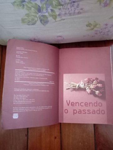 Livro Vencendo o Passado - Foto 2