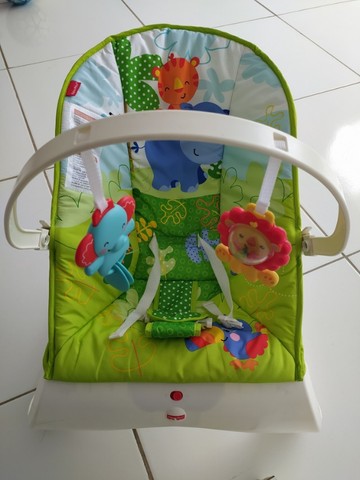 Cadeira de descanso vibratória infantil Fisher price - Foto 2