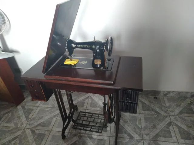 Máquina de Costura Antiga - Raridade