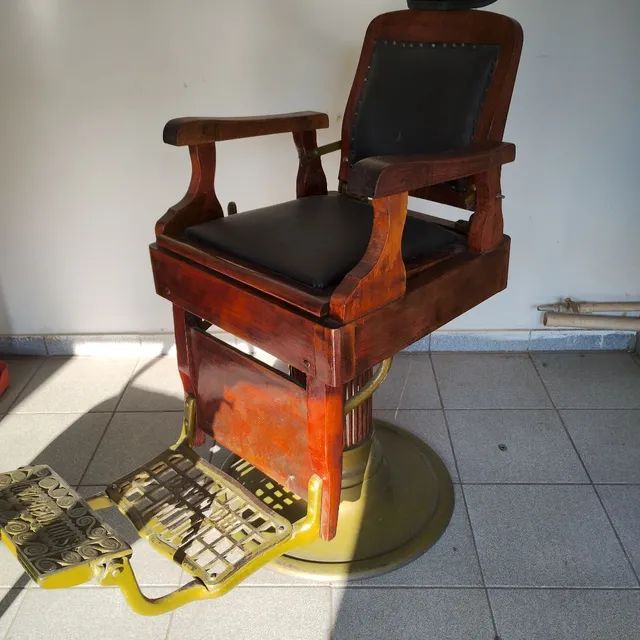 Cadeira de Barbeiro antiga Olhão • OLX Portugal