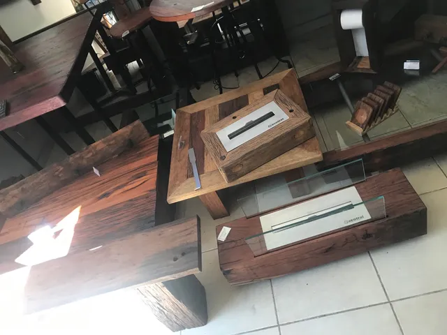 Mesa rustica de dormente